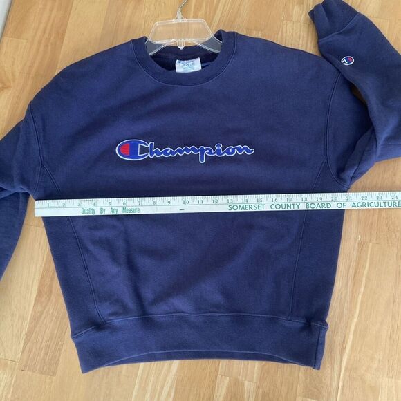 2/$30 Vintage Champion Reverse Weave Sweatshirt Women Medium Blue Logo Pullover - Picture 13 of 16